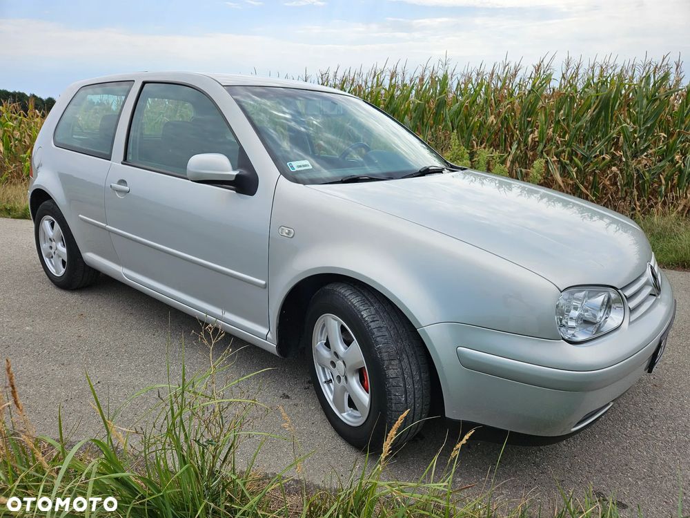 Volkswagen Golf 1.6 Highline - 3