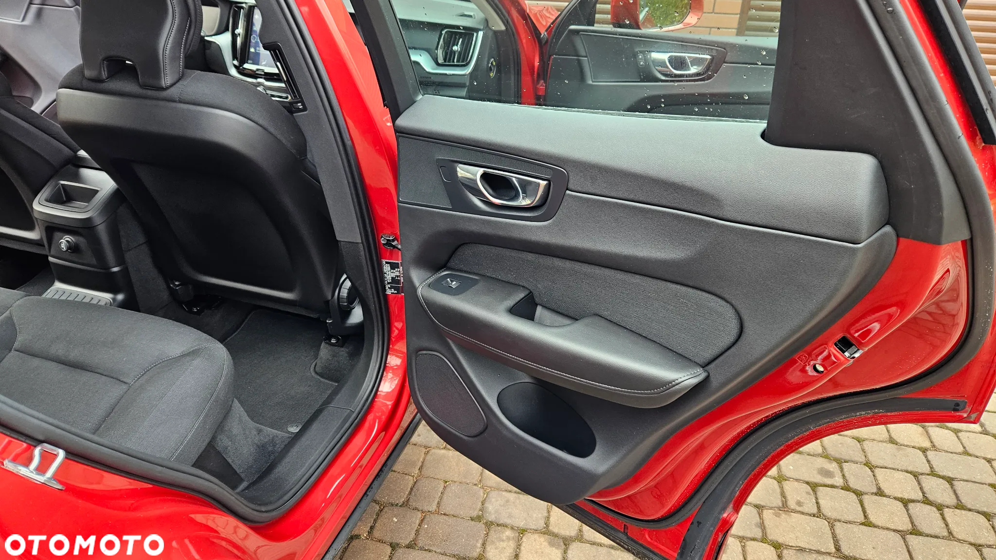 Volvo XC 60 - 30