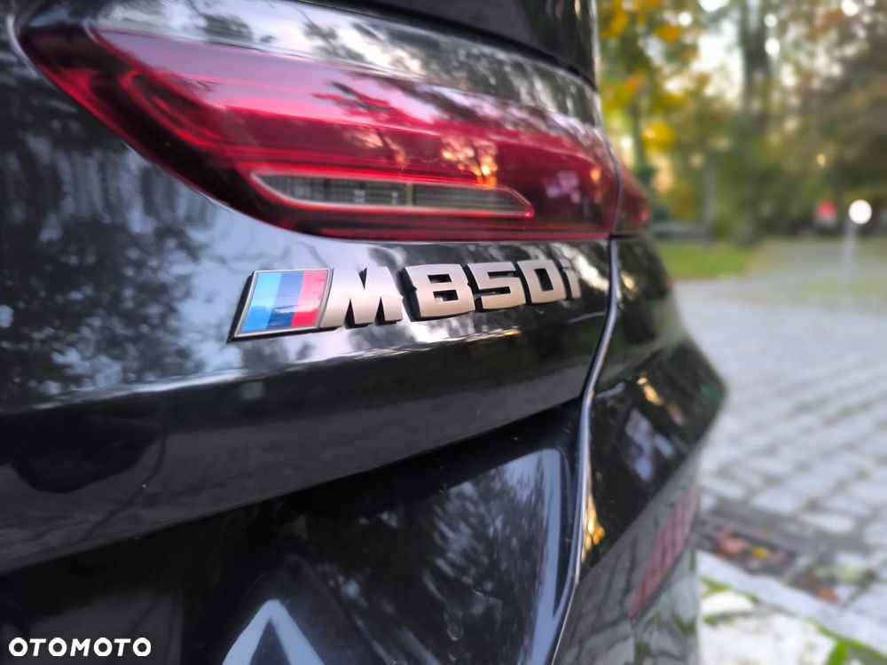 BMW Seria 8 M850i xDrive - 21
