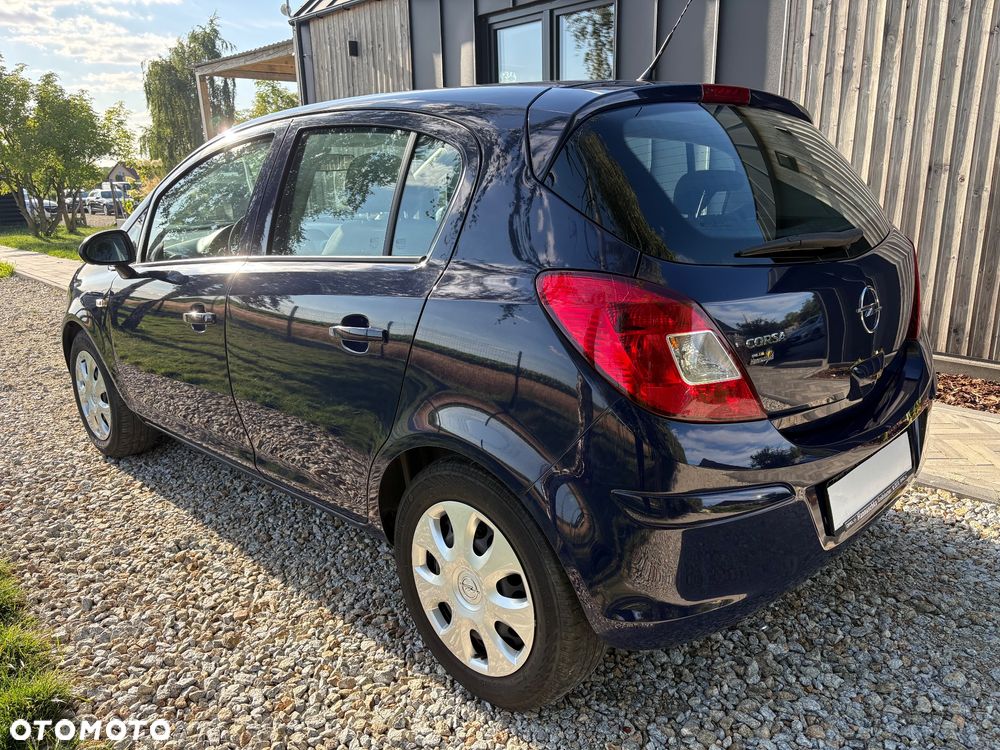 Opel Corsa 1.4 16V Color Edition - 4