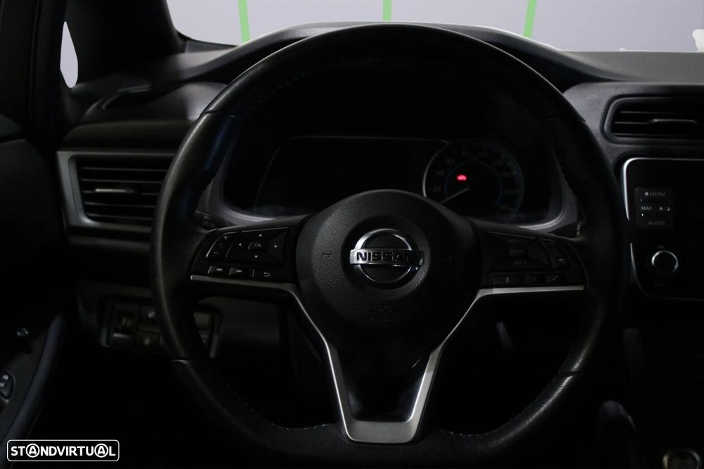 Nissan Leaf - 8