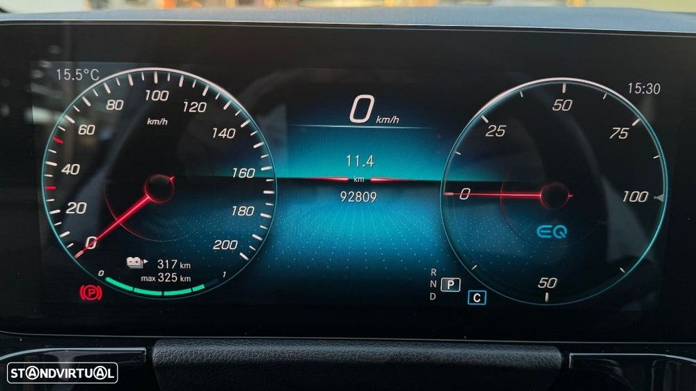 Mercedes-Benz EQA 250 Progressive - 17