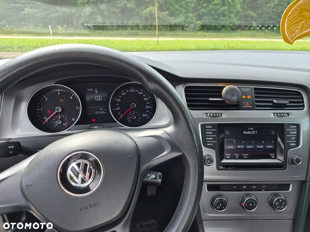 Volkswagen Golf 1.6 TDI BMT Comfortline - 11