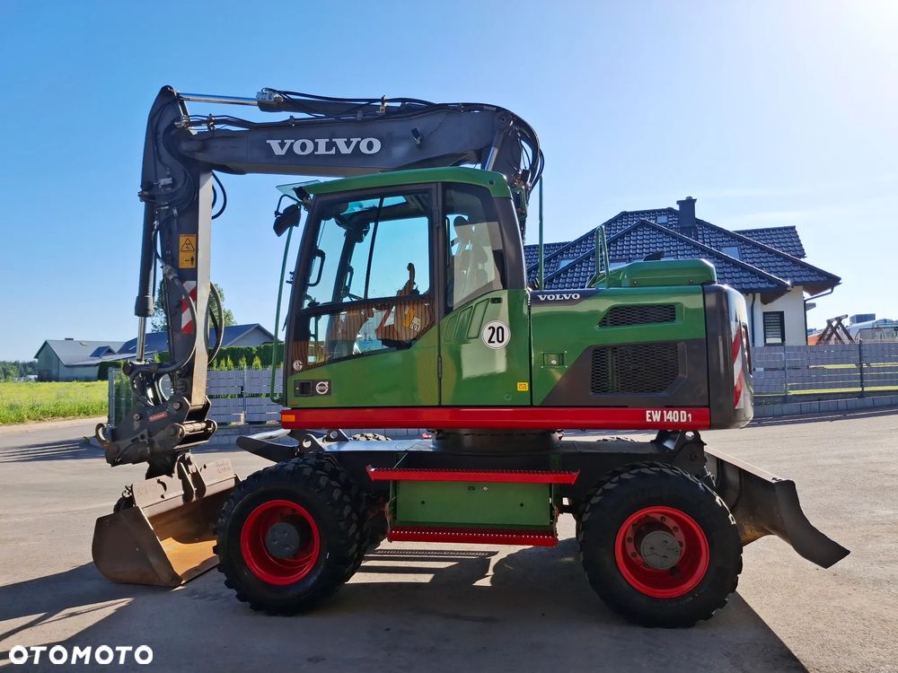 Volvo EW 140D Koparka Kołowa OilQuick Szybkozłącze Podwójne Koła 2015 Rok 2439 MTH Moc: 204 KM Dodatkowa Łyżka Pług Bardzo Dobry Stan Sprowadzona - 7