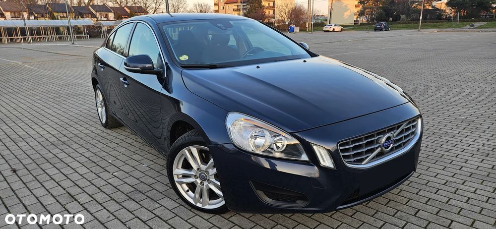 Volvo S60 D3 Edition Pro - 1