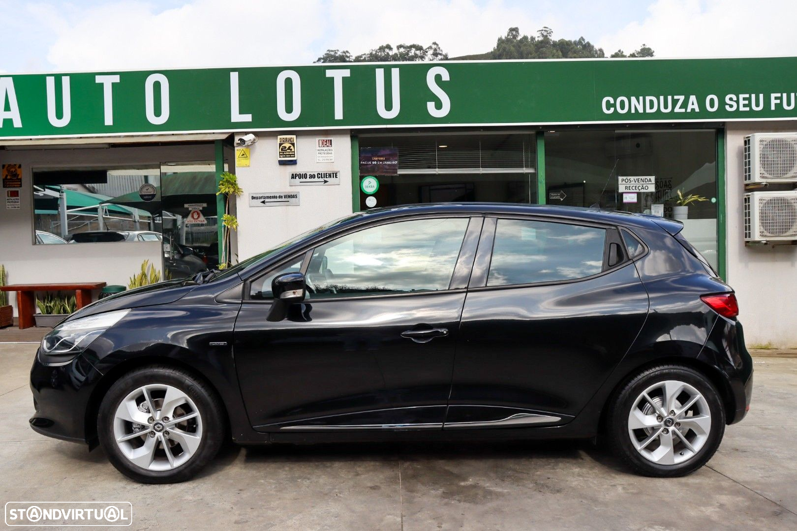 Renault Clio 0.9 TCe Limited Bi-Fuel - 4