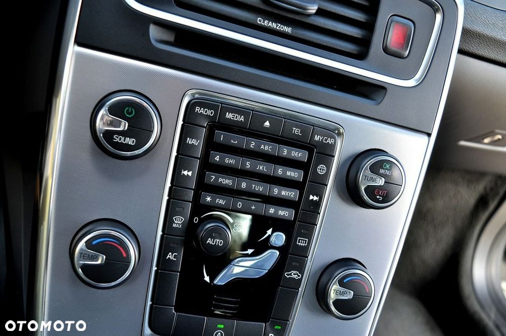 Volvo S60 D3 Drive-E Momentum - 19