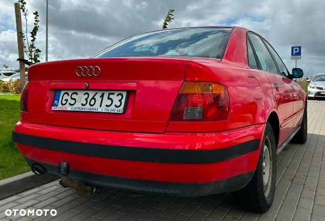 Audi A4 Avant 1.8 - 1