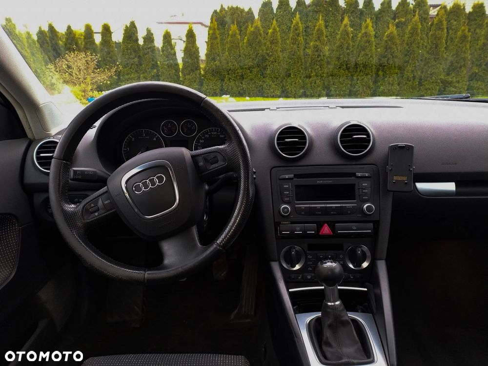 Audi A3 Sportback 2.0 TDI Ambiente - 15