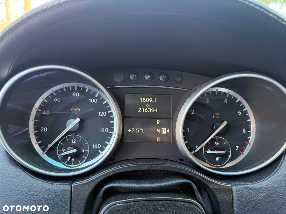 Mercedes-Benz GL - 10