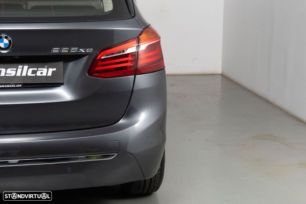 BMW 225xe Active Tourer Line Luxury - 24
