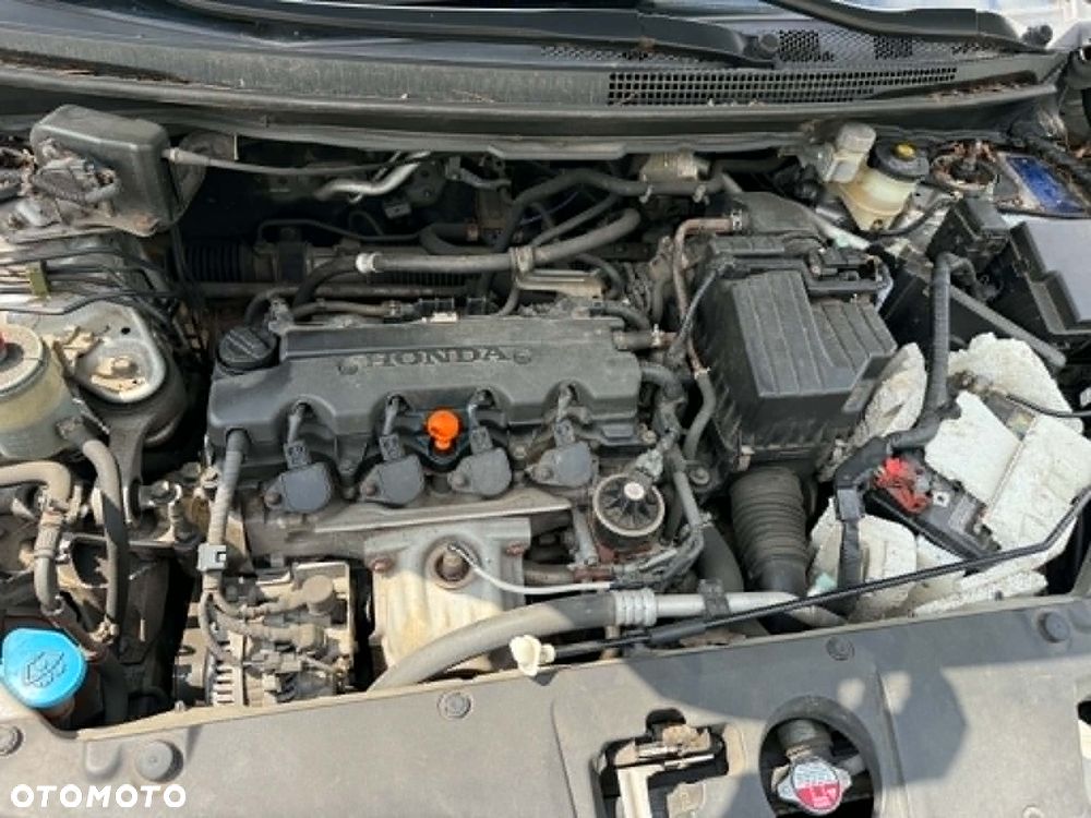 Honda FR-V - 7