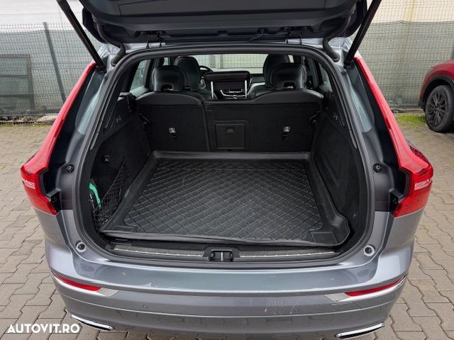 Volvo XC 60 B4 D AWD Geartronic Inscription - 14