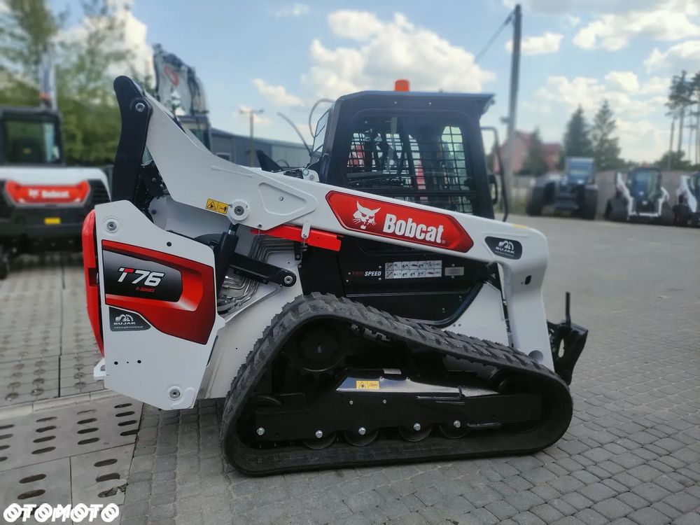 Bobcat T76 - 9