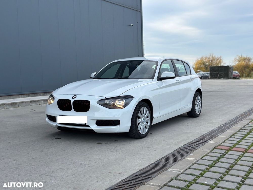 BMW Seria 1 114i Sport Line - 9