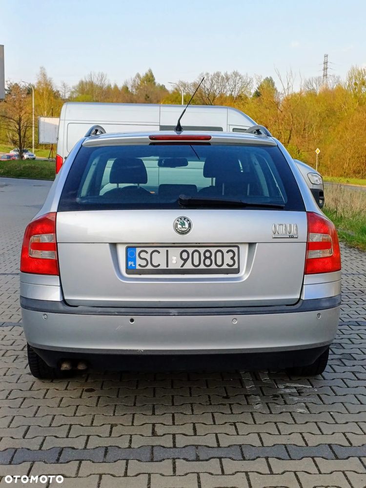 Skoda Octavia 2.0 TDI Ambiente - 4