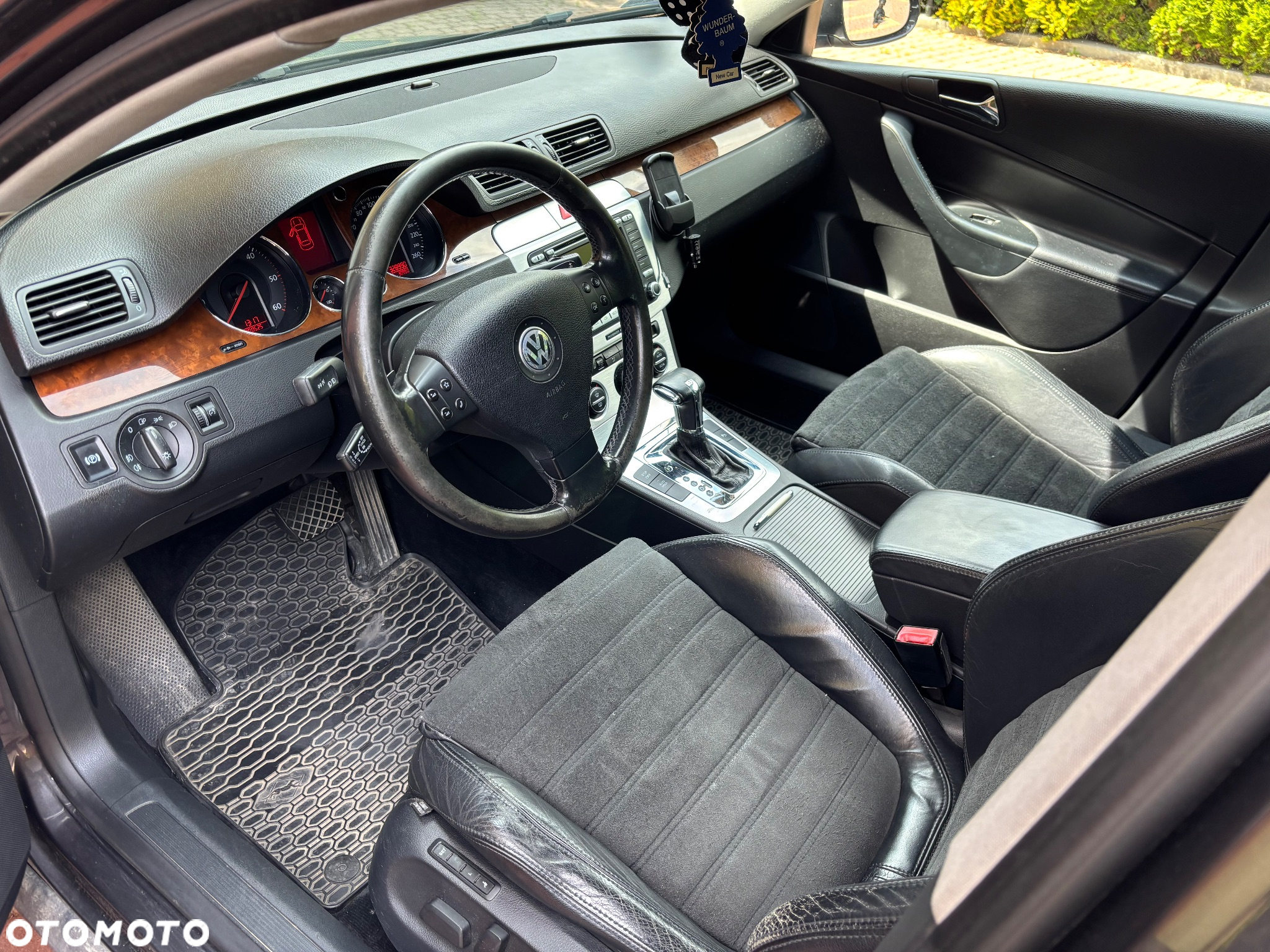 Volkswagen Passat 2.0 TDI Highline DSG - 9