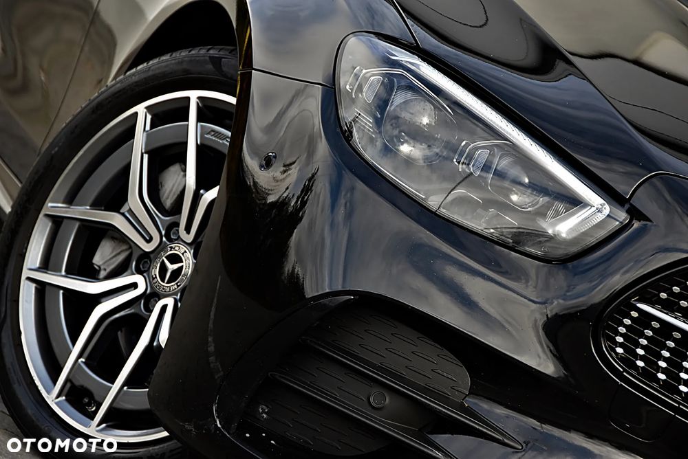 Mercedes-Benz Klasa E 220 d 4-Matic 9G-TRONIC - 10