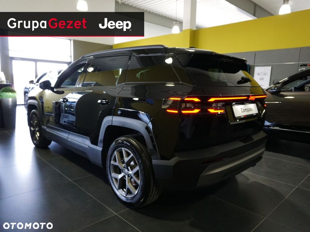 Jeep Compass - 3