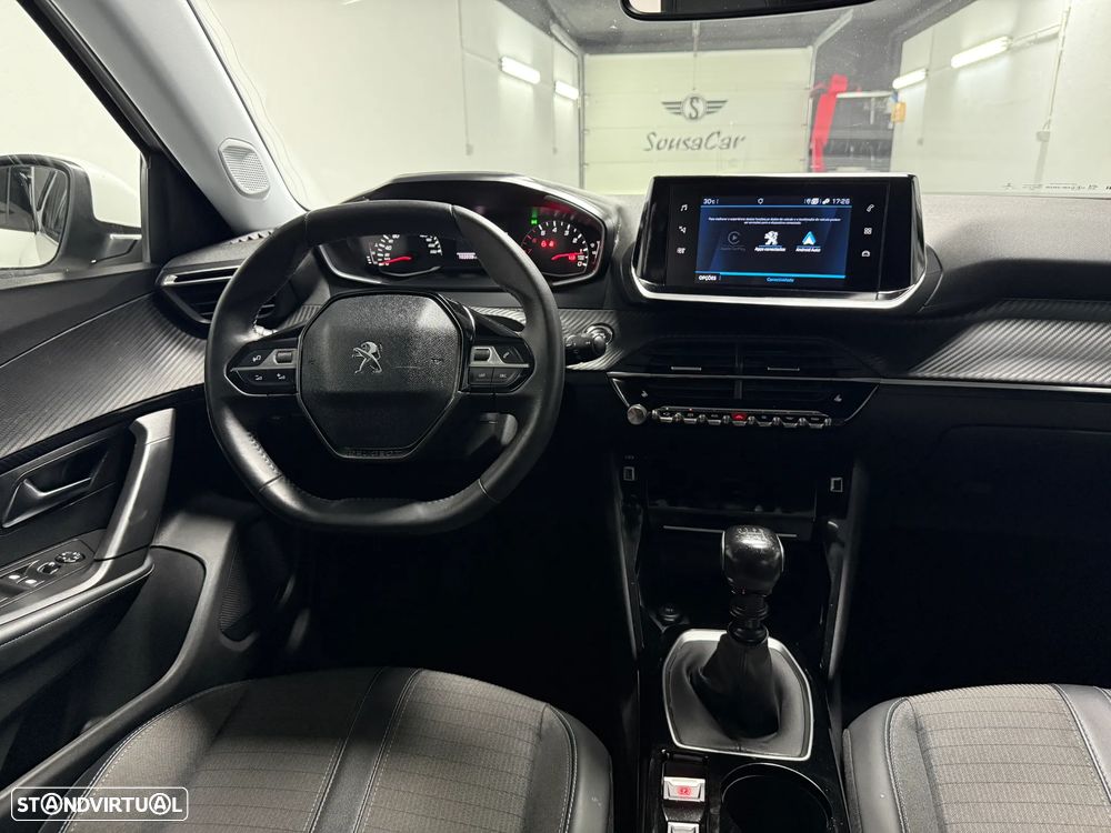 Peugeot 2008 1.2 PureTech Allure - 25