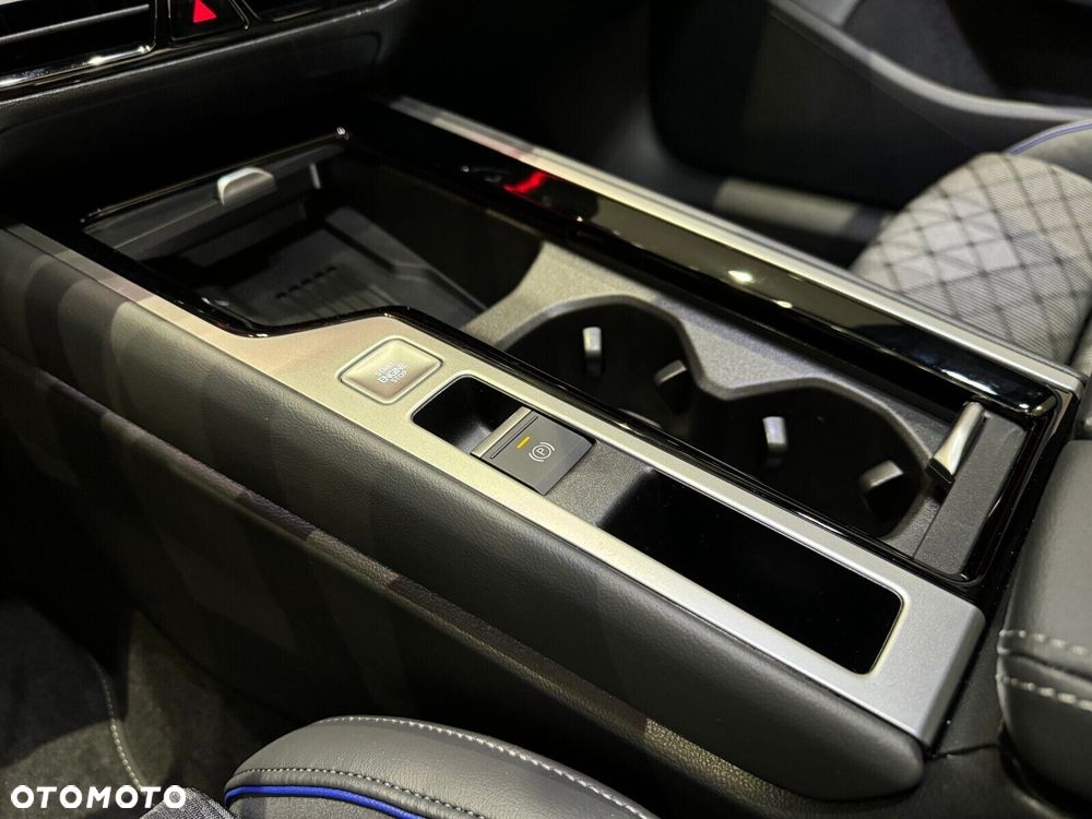 Volkswagen Passat - 17