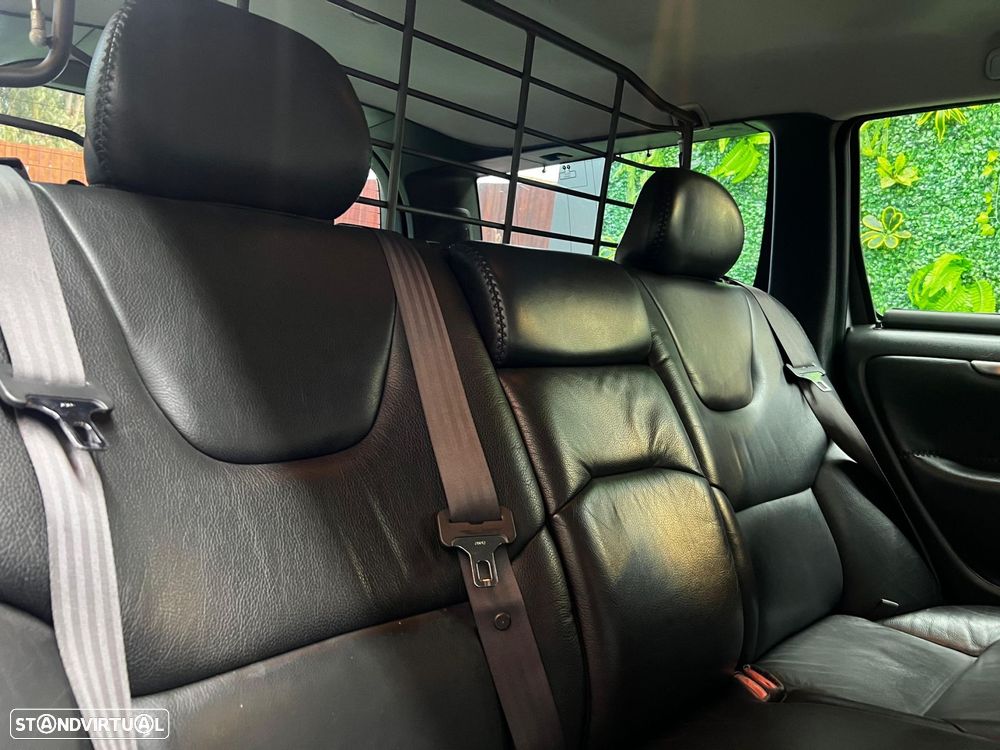 Volvo V70 Crosscountry - 18