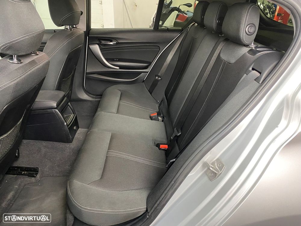 BMW 116 d Auto - 9