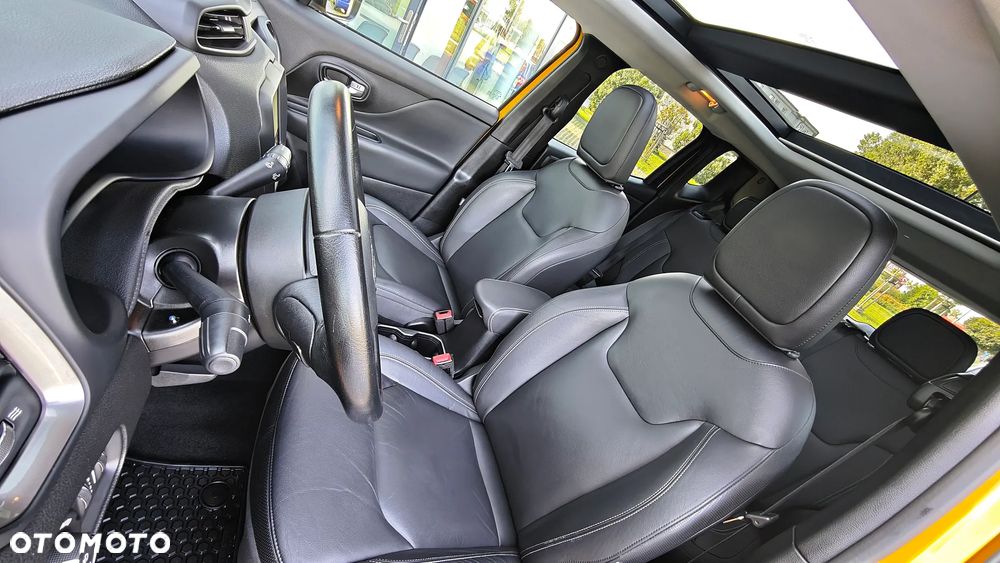 Jeep Renegade 1.3 GSE T4 Turbo Limited FWD S&S - 26