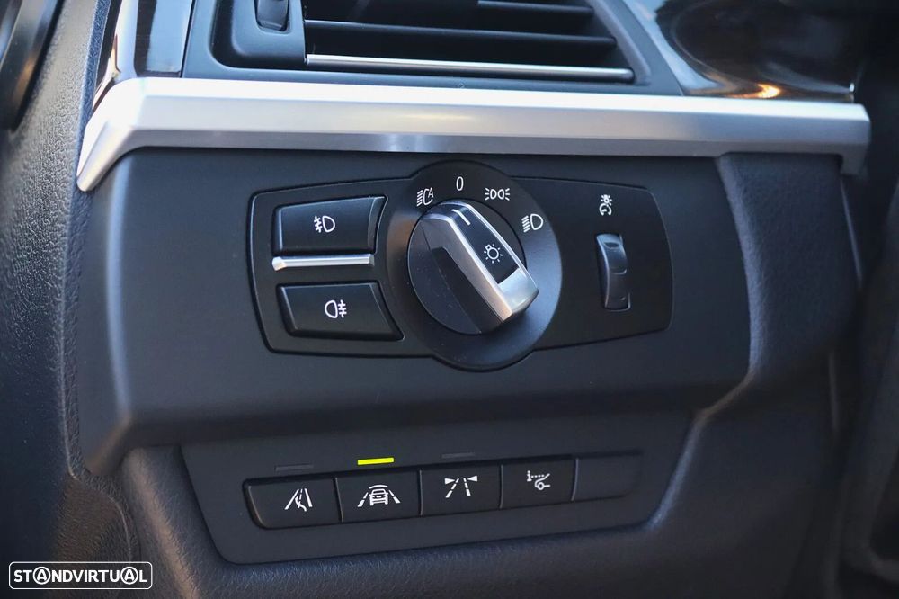 BMW 640 Gran Coupé d xDrive Pack M - 25