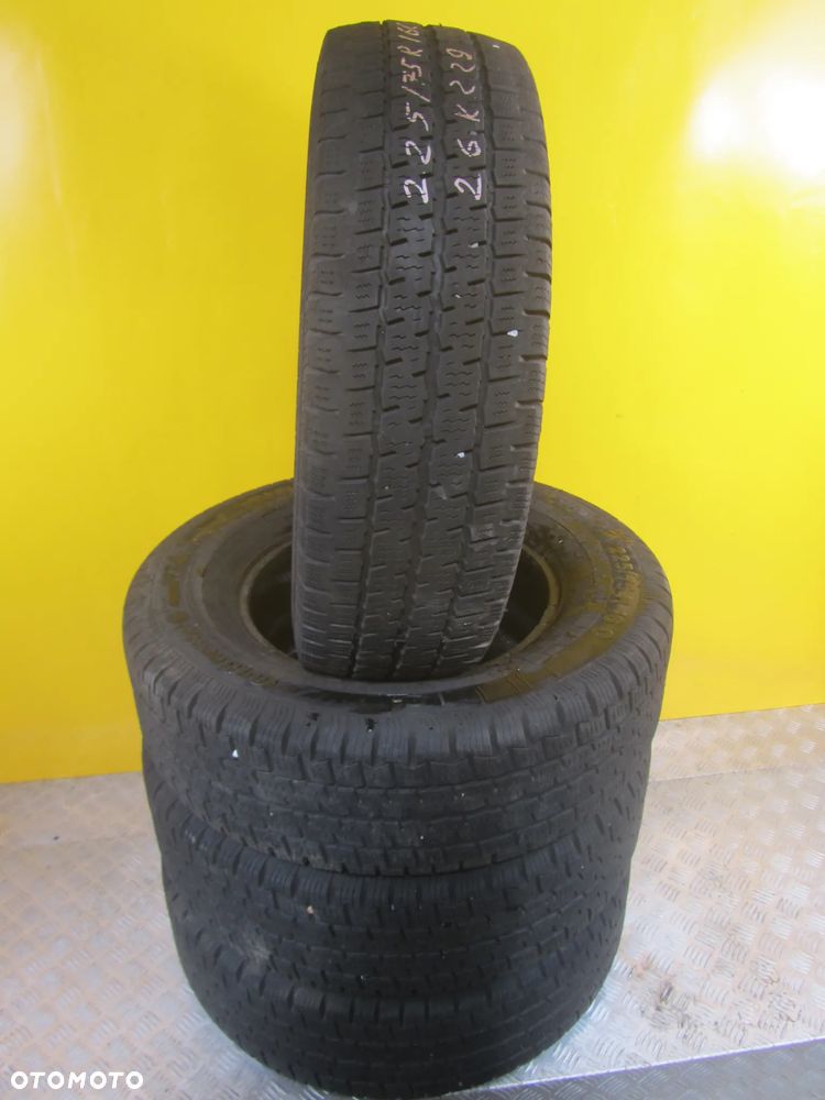 Opony Continental VancoFour Season 2  225/75 R16C - 1