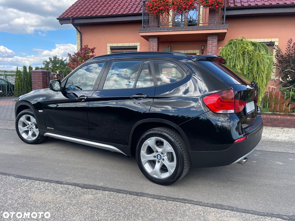 BMW X1 sDrive18d xLine - 8