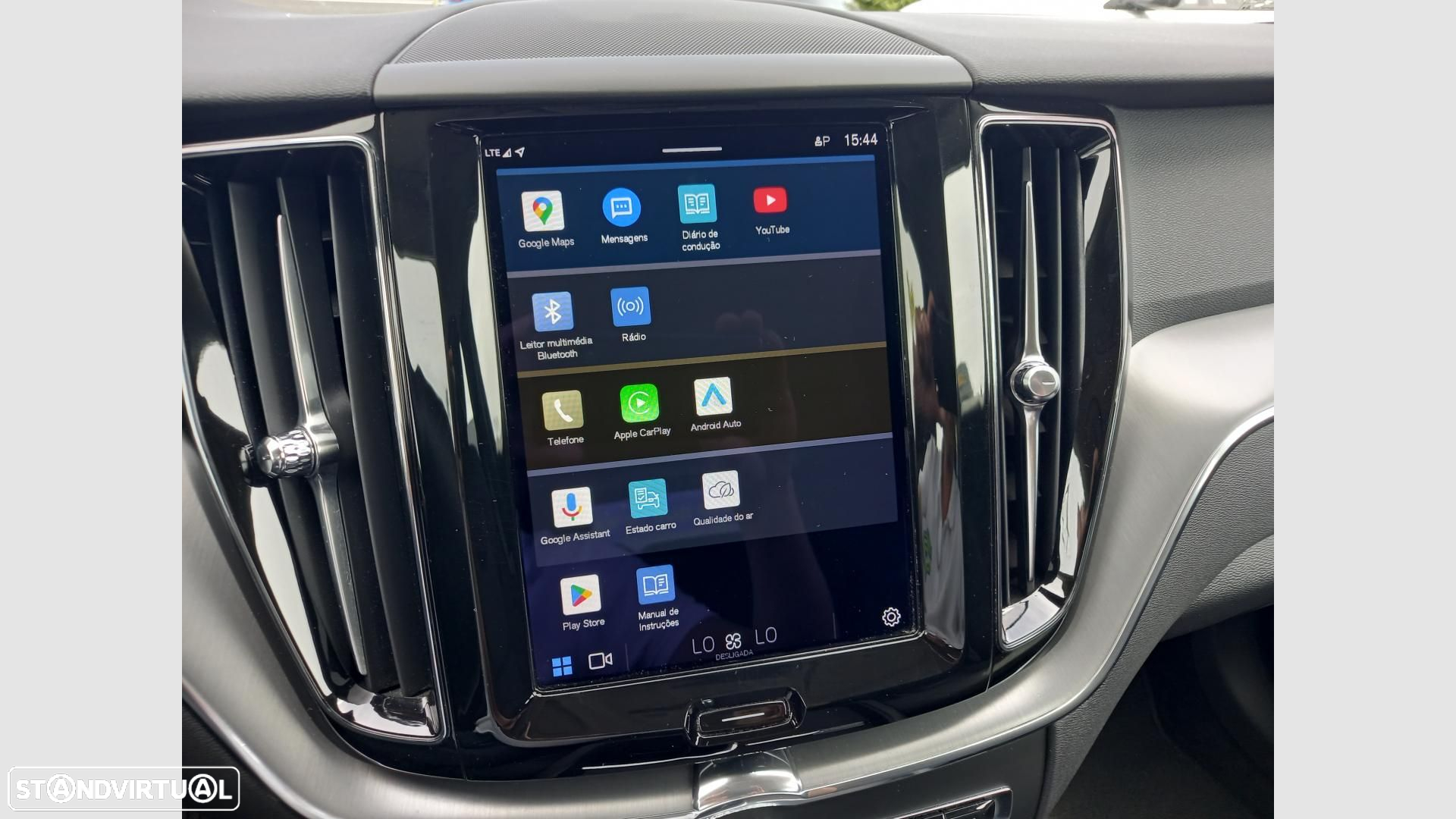 Volvo XC 60 2.0 B4 Momentum Plus - 14