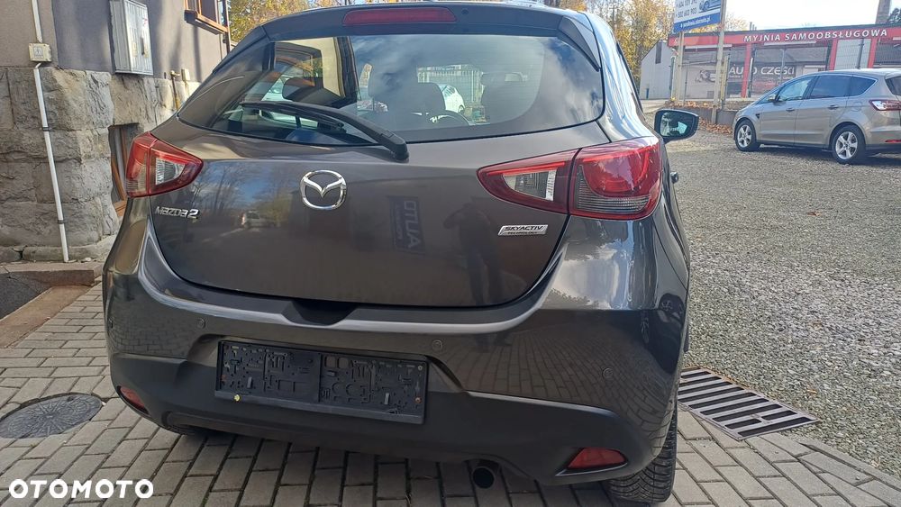 Mazda 2 - 6
