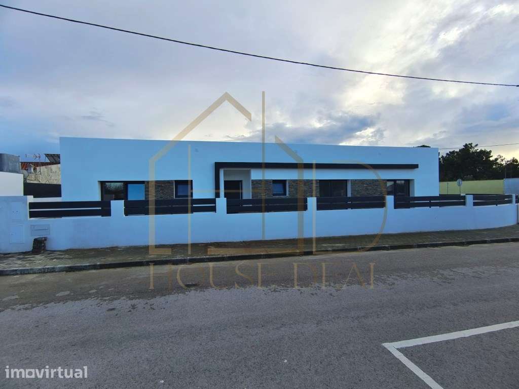 ESPLÊNDIDA! Moradia Isolada T3 com Garagem e Piscina. Quinta do Anjo - Grande imagem: 5/44