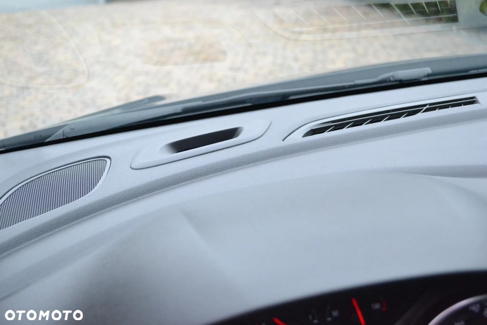 Opel Astra 1.4 T Enjoy - 33