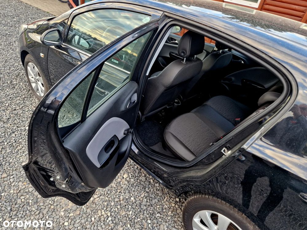 Opel Corsa 1.4 T Color Edition S&S - 24