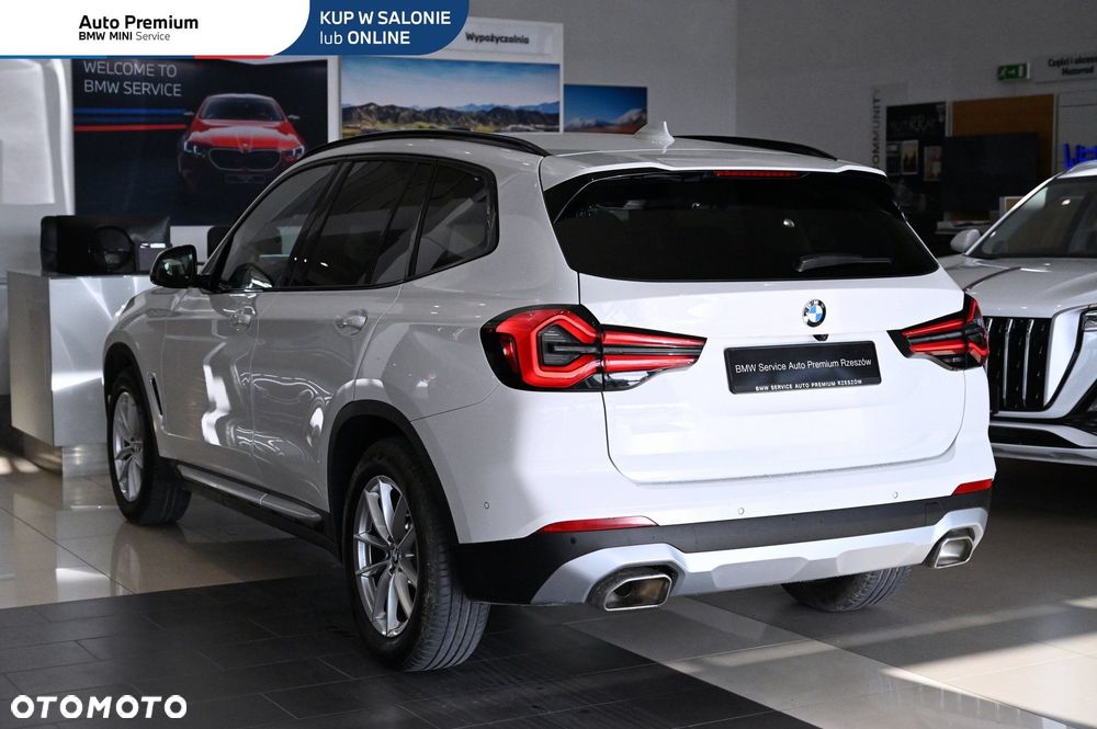 BMW X3 xDrive20i Advantage - 8