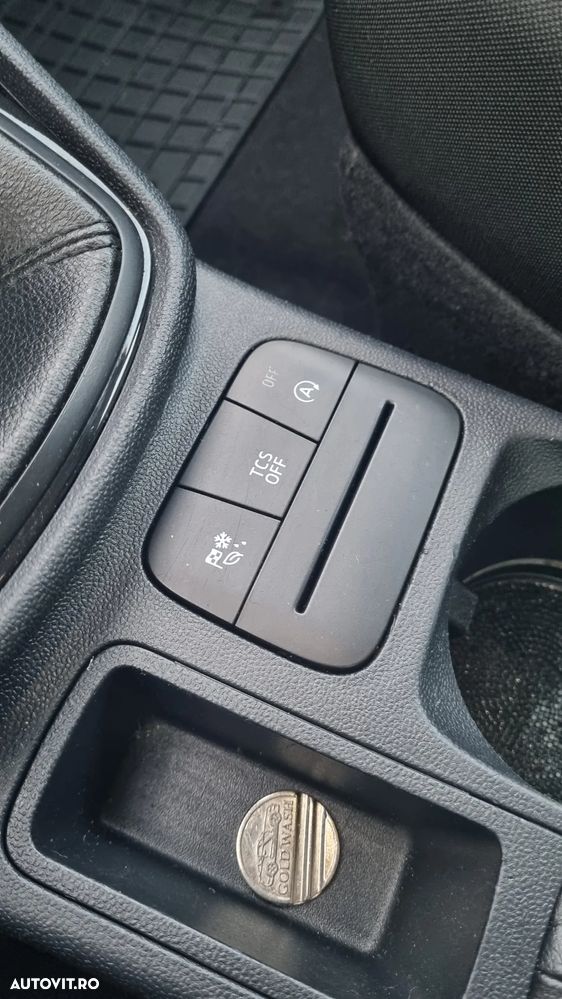Ford Fiesta - 13