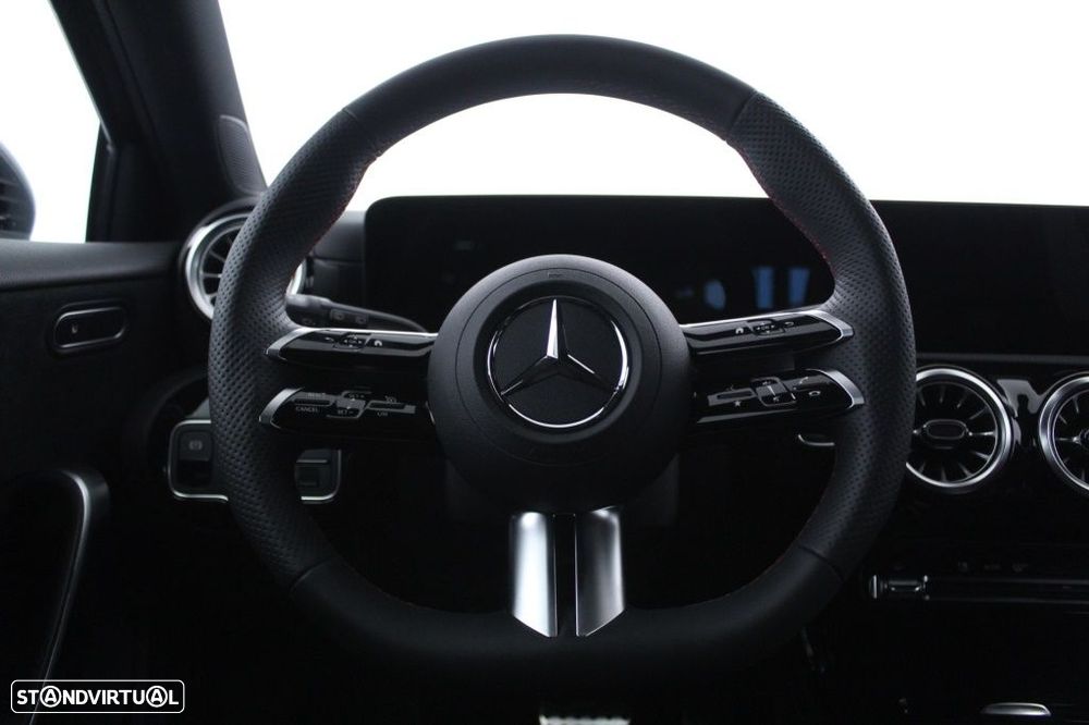 Mercedes-Benz A 200 AMG Line Aut. - 19