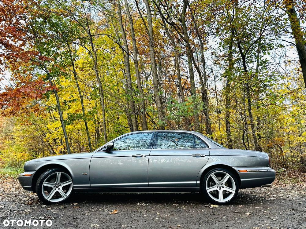 Jaguar XJ XJ6 2.7 Twin Turbo (LWB) Sovereign Last Edition - 3