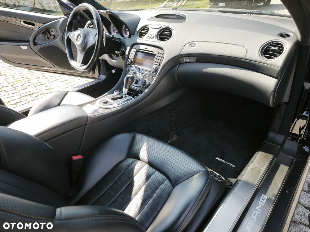 Mercedes-Benz SL 63 AMG SPEEDSHIFT MCT - 28