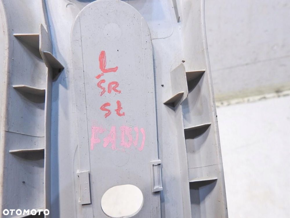 OSŁONA SŁUPKA B LEWA SKODA FABIA II 5J0867243 - 2