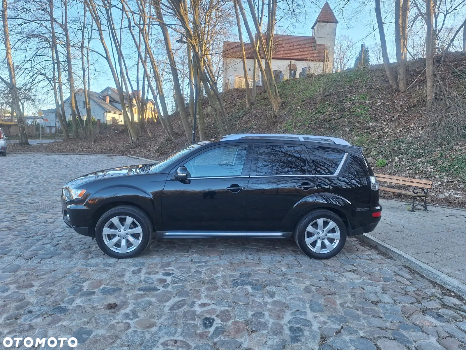 Mitsubishi Outlander 2.4 4WD CVT Instyle - 3