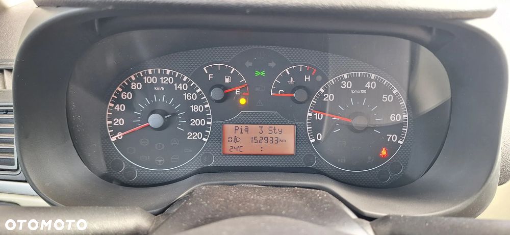 Fiat Grande Punto - 9