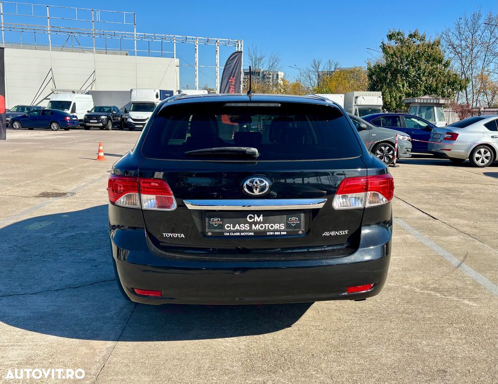 Toyota Avensis Combi 2.0 D-4D Comfort - 9