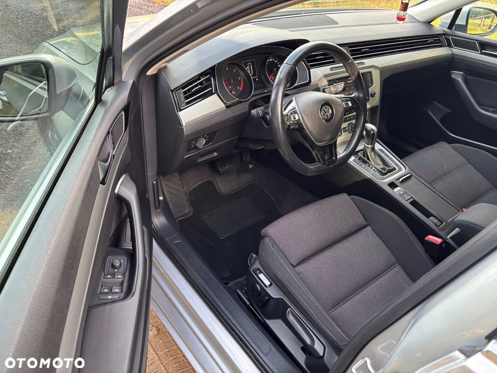Volkswagen Passat 2.0 TDI SCR Highline DSG - 8