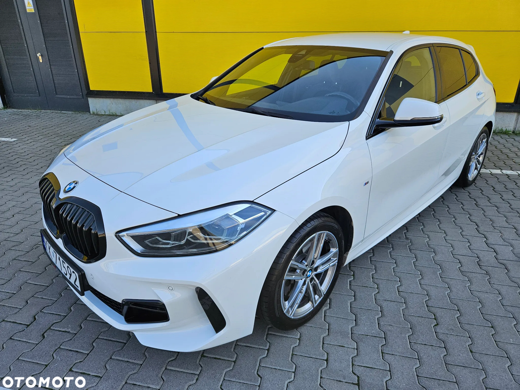 BMW Seria 1 118i - 11
