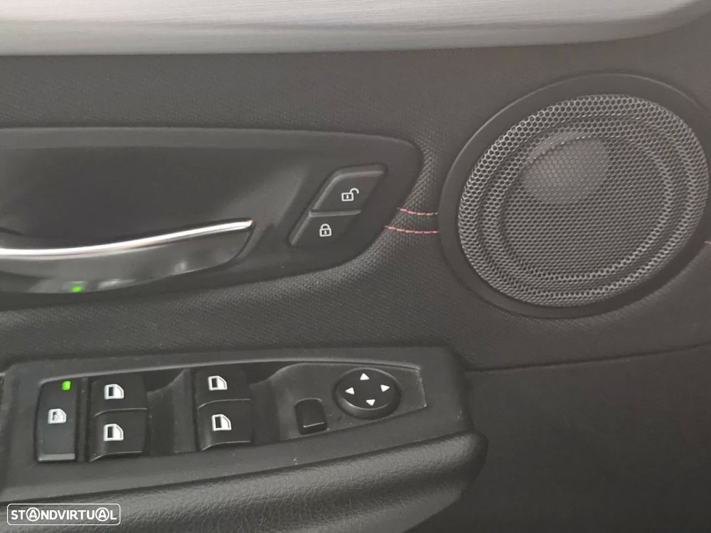 BMW 218 Active Tourer d Line Sport Auto - 9