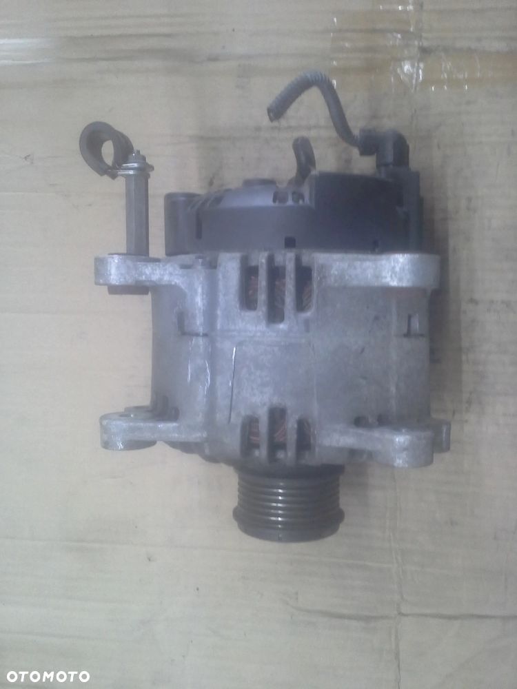 Alternator Seat Toledo III 2.0 FSI 06F903023C Valeo - 4