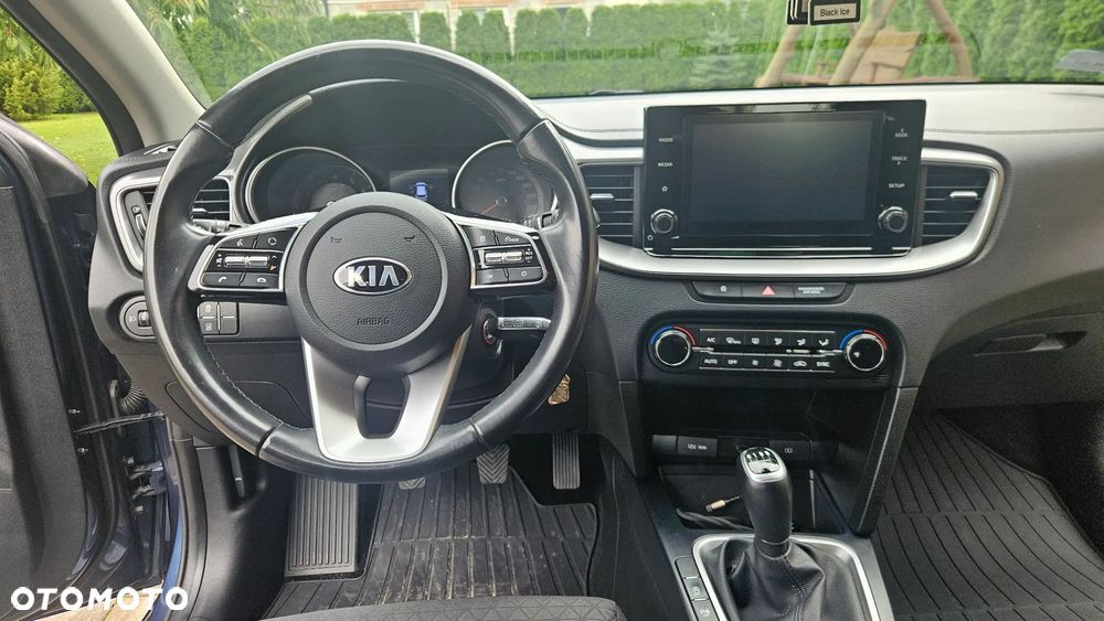 Kia Ceed 1.4 T-GDI M - 10